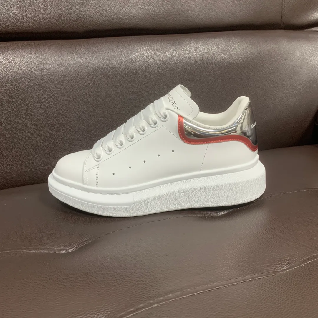 👟👟Ex-factory price 560👟👟 Professional McQueen factory. Top version. Couple style 👫 Alexander McQUEEN high version has been upgraded to the highest quality again✅ 💪McQueen Spring, Summer, Autumn and Winter top version Purchasing level✅ Recruiting national online and offline agents to join 🤝 🏆Fabric: Original materials imported from Italy. Texture, water-resistant and non-discoloring 🏆Inner lining: ️A-grade Italian imported lining resistant to dirt, sweat-absorbent, breathable and comfortable 🏆Foot pads: top-grade imported Italian super-soft cowhide leather 🏆Outsole: PU+counter 1:1 🏆Shoe box: original white box. Plus white flip cover for double-layer protection. Cloth bag. Handbag. Certificate of 1:1 mold opening, 4-piece set. Delivered with a pair of shoelaces. 🖕🏿🖕🏿🖕🏿You can choose any pair of shoelaces in any color of our factory 🏆Code number: women’s 34-41. men’s 38-46 🏆Special remarks (women’s size 34.40.41, men’s size 38.45.46 is customized, no returns or exchanges) Win-win cooperation🤝